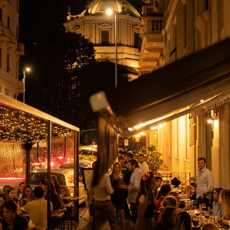 LA CASA IBERICA MILANO PRENOTA UN TAVOLO La Casa Iberica Milano